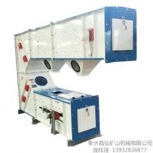 耐火材料專用Z型提升機，整機防爆，內(nèi)置強制通風系統(tǒng)