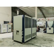 船舶焊接常用冷風(fēng)機(jī)降溫制冷，船艙焊接專用冷風(fēng)機(jī)降溫制冷，船艙焊接常用冷凍機(jī)降溫，船艙焊接采用冷卻機(jī)降溫制冷